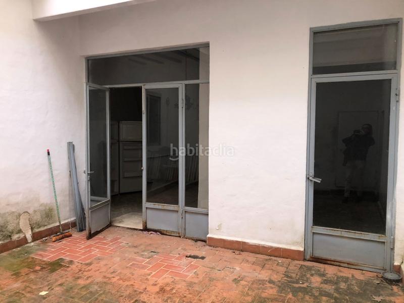 Foto cb0fb896-ceed-4cf8-af77-e3e6d0905794. Edificio en Albaida