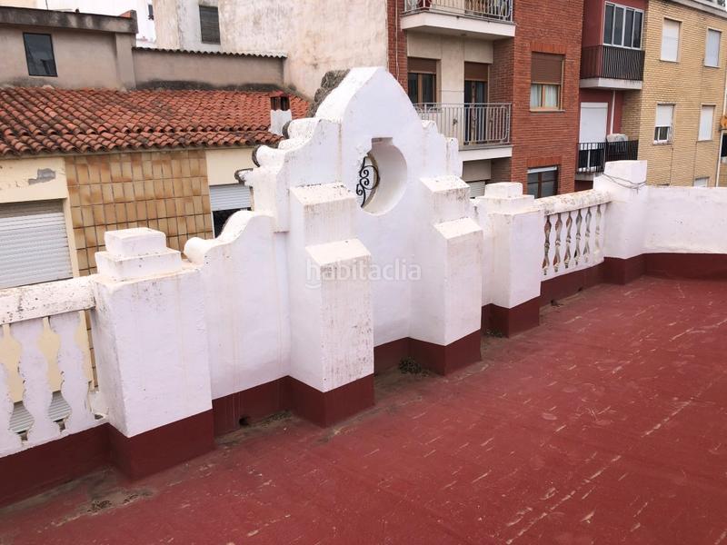 Foto 3cb25c4a-b3af-4473-9137-beb5c3ab53ba. Edifici a Albaida