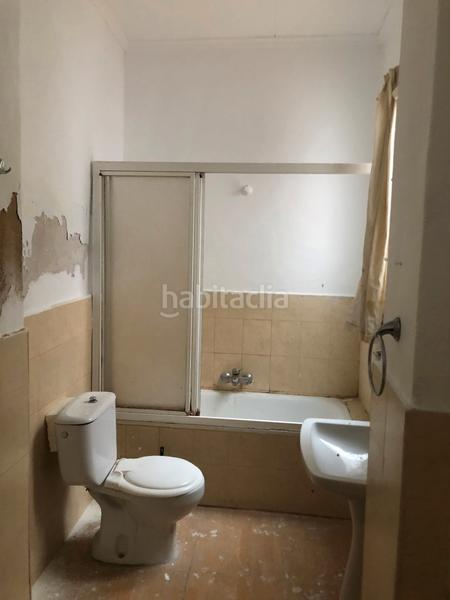 Foto 98c76604-91fe-49bd-96ef-6ccb661d9bc2. Edifici a Albaida