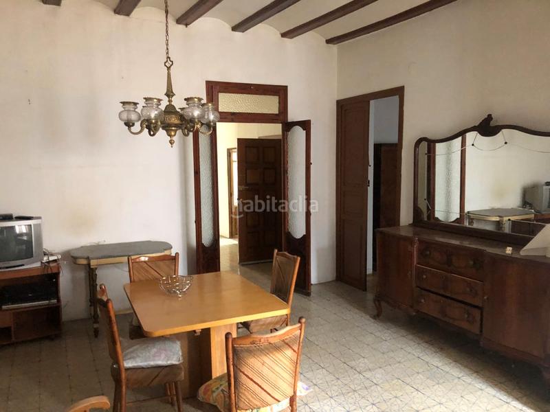 Foto a5dfeee5-9a04-42ef-adef-bd81734862f1. Gebäude in Albaida