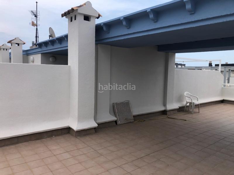 Foto 4a545a25-020d-4556-ae49-8ea5c13efb7d. Zweistöckige wohnung mit pool in Playa de Gandía Gandia