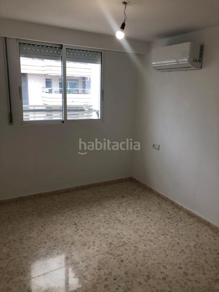 Foto c767ada5-bcad-40d9-9ddf-4b762f398f37. Zweistöckige wohnung mit pool in Playa de Gandía Gandia