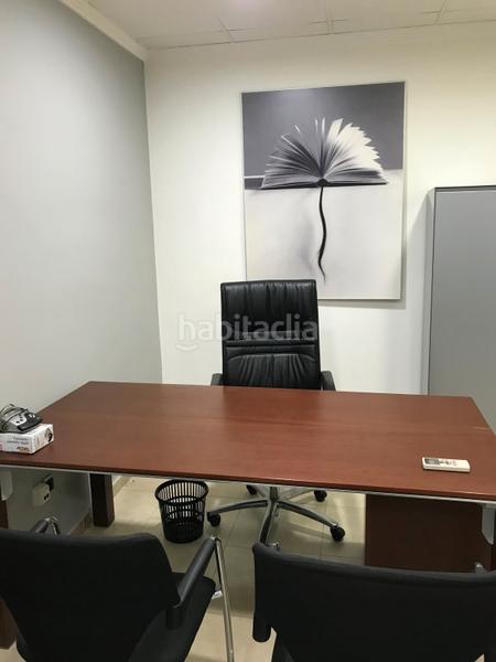 Foto 40b1cc22-58be-412a-b9b7-bf1232a19e79. Office space in Oliva pueblo Oliva