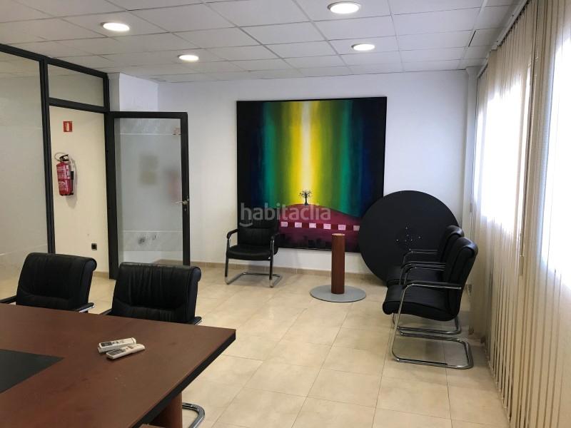 Foto b220065b-02e4-41b0-aaee-1a63a5f83da2. Office space in Oliva pueblo Oliva