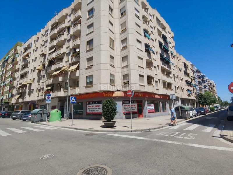 Foto e84349b1-c8bf-4e30-bf91-f020265eb860. Alquiler local comercial en Plaza Elíptica - República Argentina Gandia