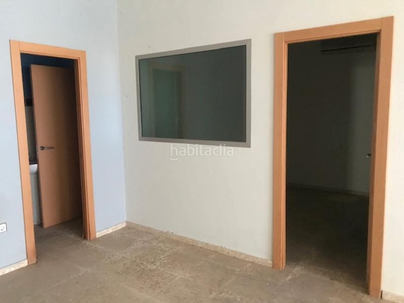 Foto af8740dc-cd4e-425a-8aac-8058537492cb. Alquiler local comercial en Plaza Elíptica - República Argentina Gandia