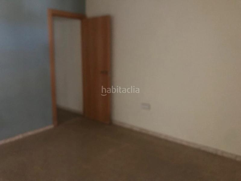 Foto ba5ca242-c29e-47b5-ba6f-0259f9e33479. Alquiler local comercial en Plaza Elíptica - República Argentina Gandia