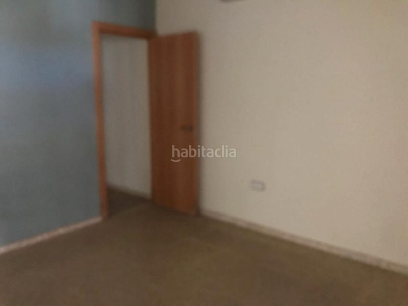 Foto 47956521-0ad0-45e4-b7ea-b8ef4fe2b8f4. Affitto locale commerciale in Plaza Elíptica - República Argentina Gandia