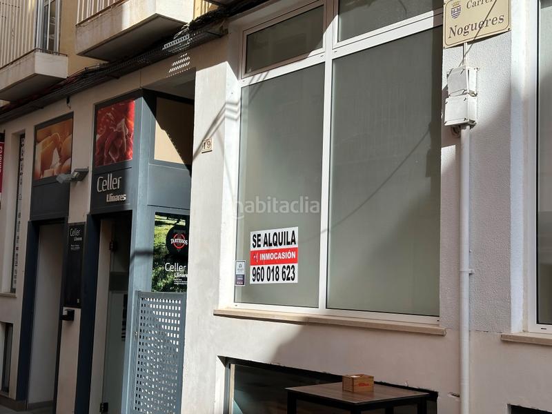 Foto b1b34bfc-7da2-40d3-b8ea-b29b34abf9f8. Location local commercial dans Centro Histórico Gandia