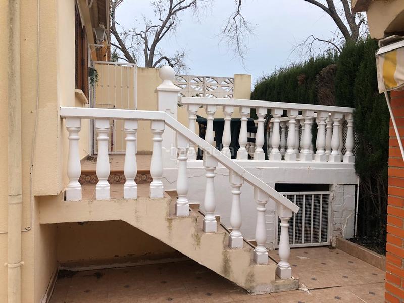 Foto 44e466c8-1b97-446a-adbe-49b5ff5b8979. Chalet con camino piscina in Playa de Gandía Gandia