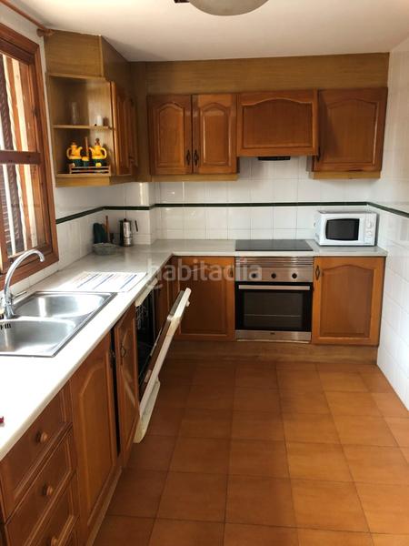 Foto 685a0337-17f5-4e6e-879e-c9b07edd5fc9. Chalet con camino piscina in Playa de Gandía Gandia