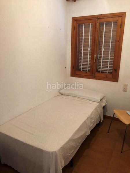 Foto 1df8195a-3e79-46f3-b044-678a4a2c6c07. Xalet amb xemeneia piscina a Playa de Gandía Gandia