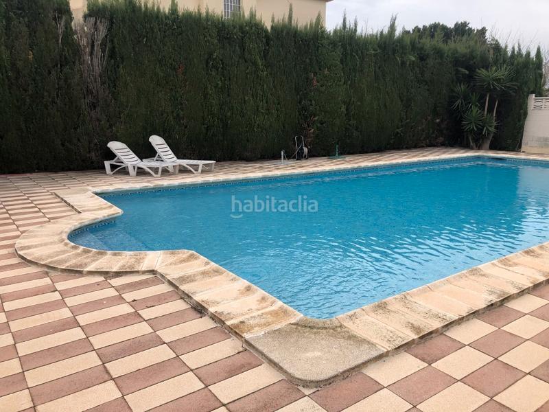 Foto 2e8db4dc-fcf0-4beb-9013-da996d37aaad. Xalet amb xemeneia piscina a Playa de Gandía Gandia