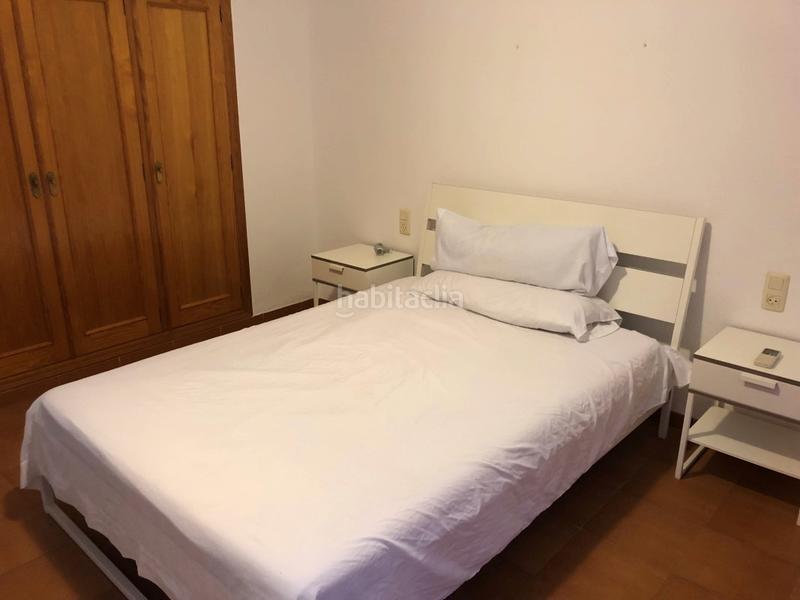 Foto 482d3e96-af5c-4a2d-9f6c-ddaf78c94c2b. Xalet amb xemeneia piscina a Playa de Gandía Gandia