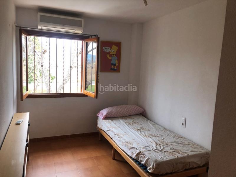 Foto 8907a9f4-a772-415d-b806-8f317f77f134. Xalet amb xemeneia piscina a Playa de Gandía Gandia