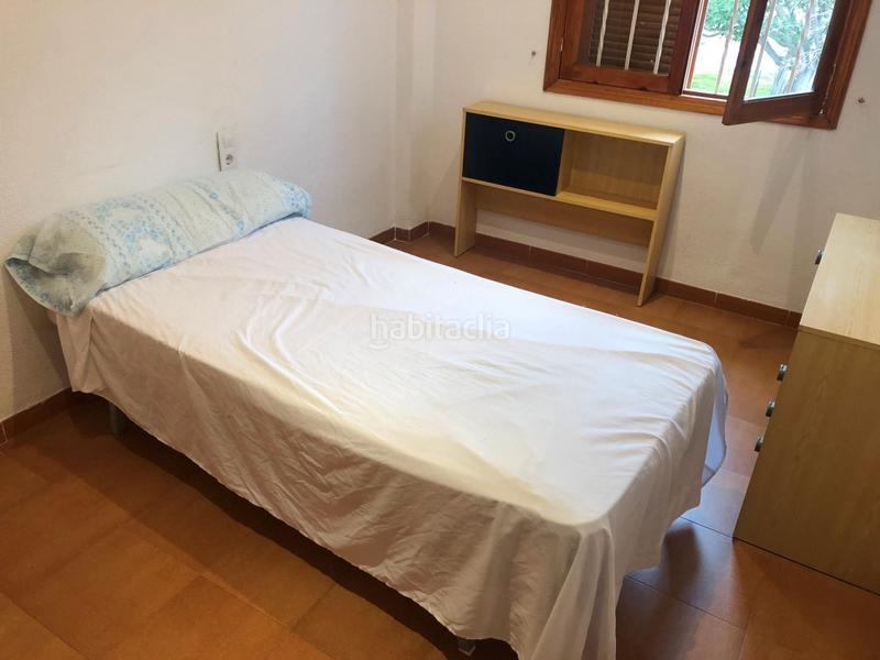 Foto f5a18b9f-6f6d-4352-8129-cfa10944642e. Xalet amb xemeneia piscina a Playa de Gandía Gandia