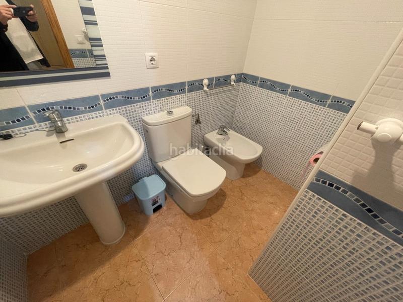 Foto 28b51a30-d9d4-49ff-b2dc-050833d3df9f. Lloguer apartament a carrer de la constitució 1 a Miramar