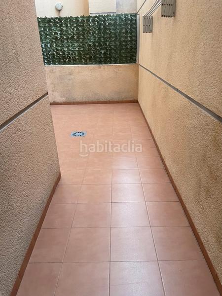 Foto 5a83634c-adf4-4e3d-b8eb-ac645e632659. Lloguer apartament a carrer de la constitució 1 a Miramar
