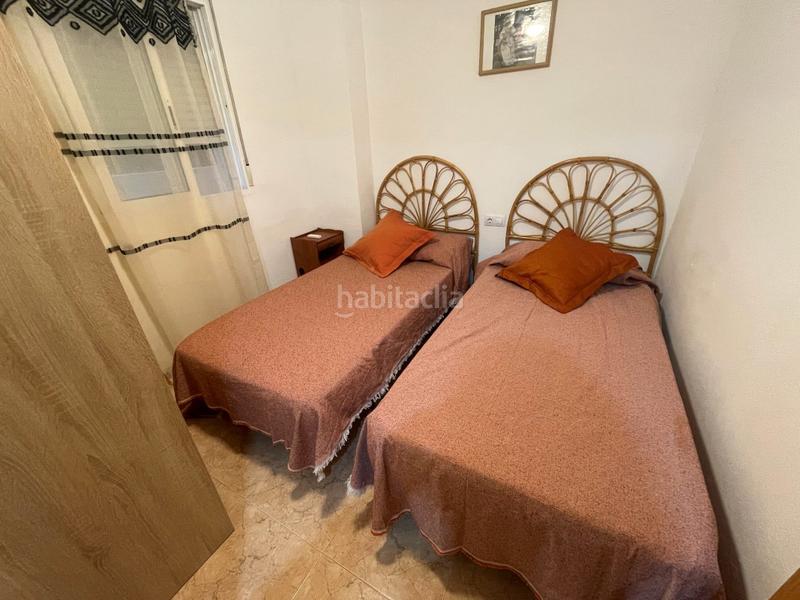 Foto 5d1cfac5-6848-4042-b45f-e2ce2aa8316d. Lloguer apartament a carrer de la constitució 1 a Miramar