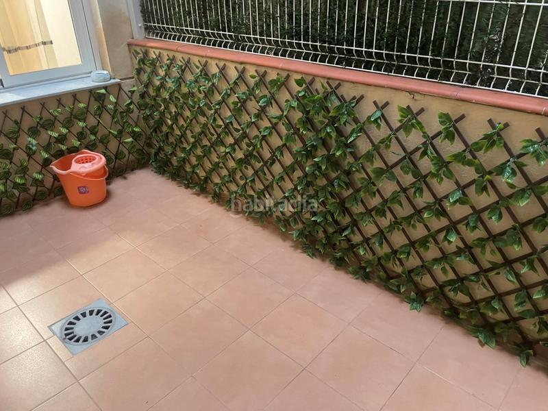 Foto f9b6f19f-0131-4839-945f-ab2ce8590d28. Lloguer apartament a carrer de la constitució 1 a Miramar