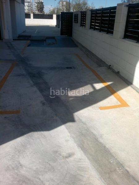 Foto 9085a2ca-dbd3-4225-92cd-002c674c3156. Posto auto in Piles