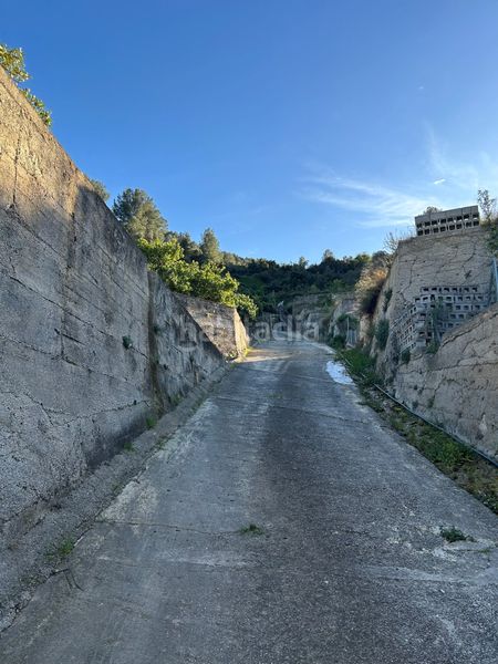 Foto 4342c59b-6f5d-459c-a34c-546b749fffc3. Masia a Oliva pueblo Oliva