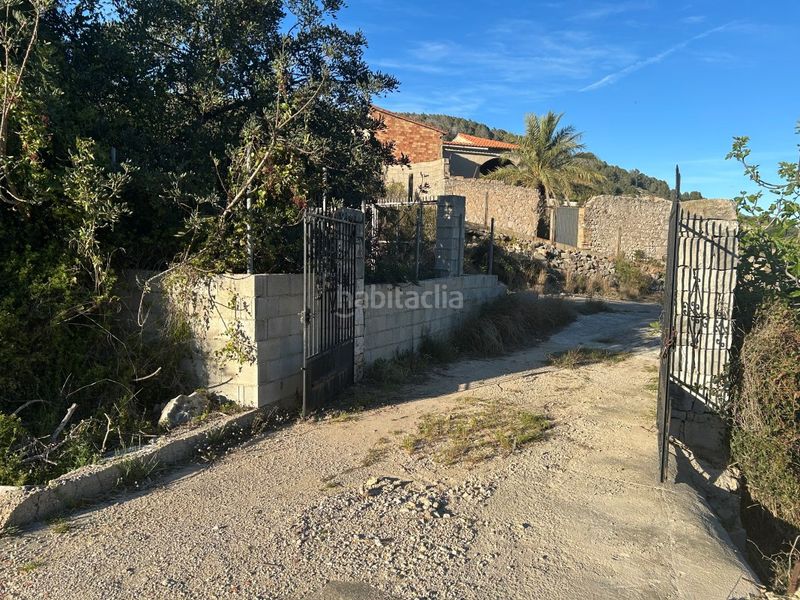 Foto b2c53c2d-65b4-42db-81f1-0e62f7e14851. Masia a Oliva pueblo Oliva