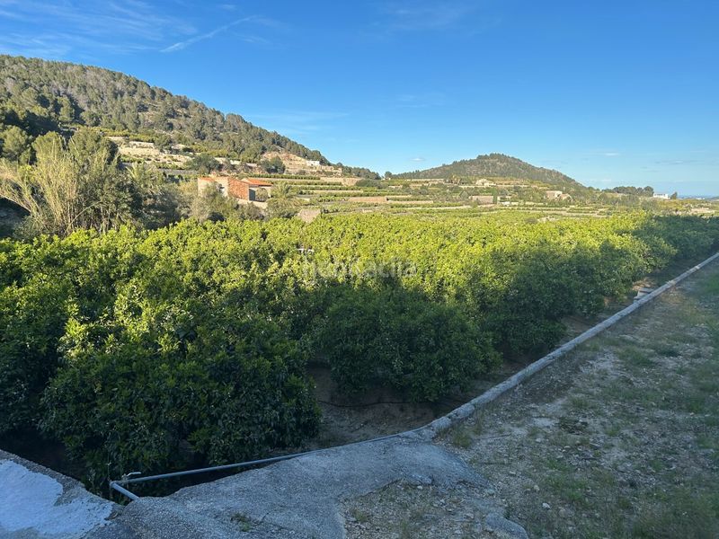 Foto f49fab32-37f5-423f-a257-b8dbafac5eca. Masia a Oliva pueblo Oliva