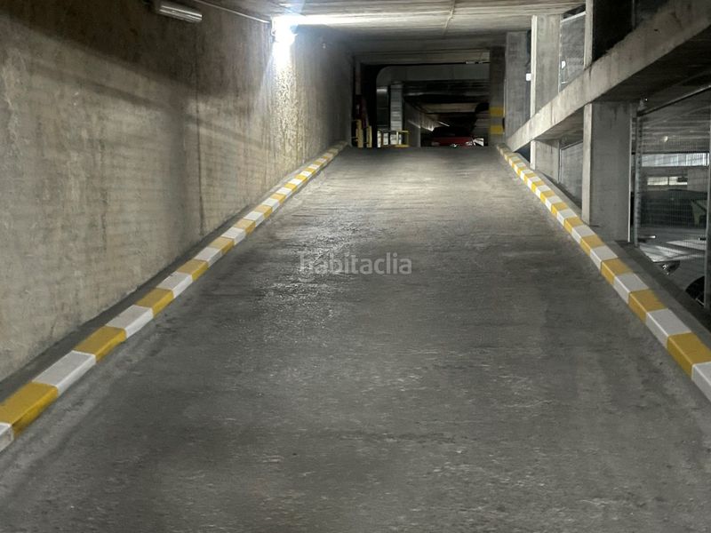 Foto b6066fb7-d560-47f5-b4dc-b821853f1077. Aparcament cotxe a Centro Histórico Gandia