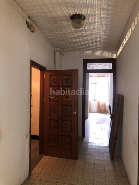 Foto ec115ad6-65d4-4df6-8bda-32f2a5e4fd3b. Edificio in Albaida