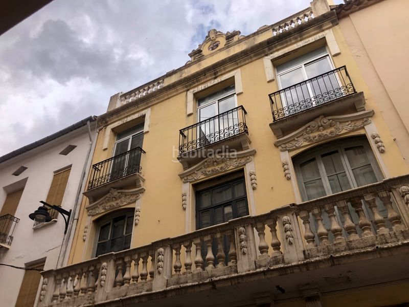 Foto 008e226c-73fe-4601-b666-7ad18288f212. Edificio en Albaida