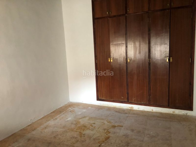 Foto 1b40bb83-026b-48f2-9465-7531eb9134e0. Edificio en Albaida