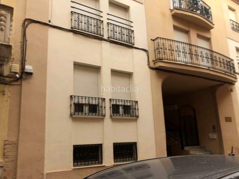 Foto 9a8e137f-50b7-4f54-be69-94d8d0dd4d24. Edificio en Albaida