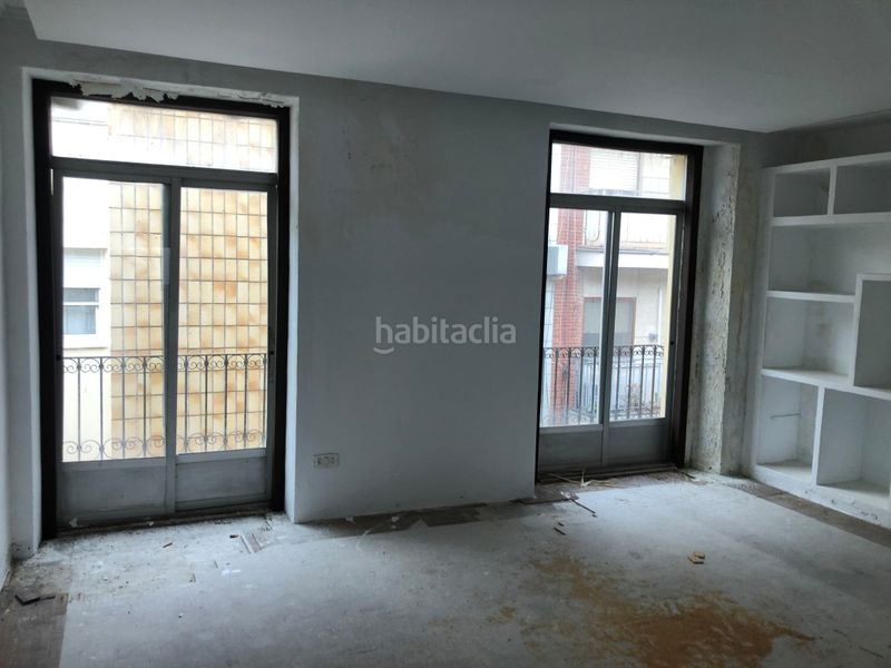 Foto be33af8f-e2a7-4577-b9ba-3c109eb5e423. Edificio en Albaida