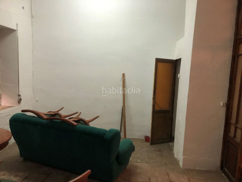 Foto d39e81ae-ceef-476a-b283-bf1a1c51d6dc. Edificio en Albaida