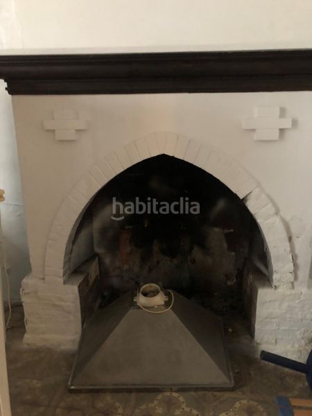 Foto faf9c5b9-799d-4bf6-b53c-175b95a93d3f. Edificio en Albaida