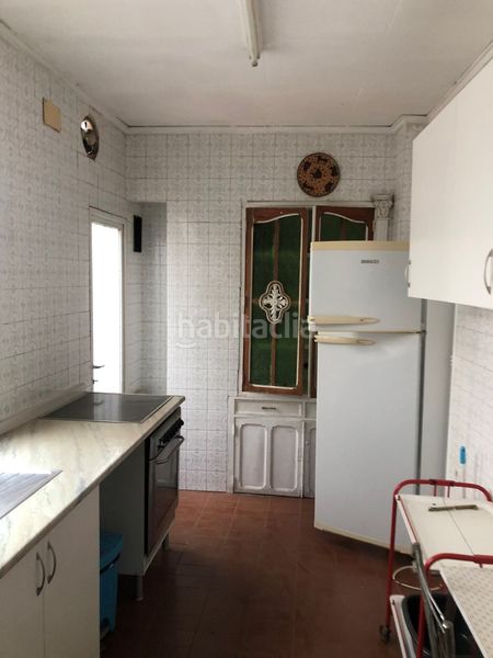 Foto 1205eb7a-8972-4b55-902d-c6ffe148a873. Edifici a Albaida