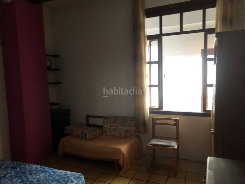 Foto d997b14d-c0ed-490c-89c7-cd3abee4f8e1. Edifici a Albaida