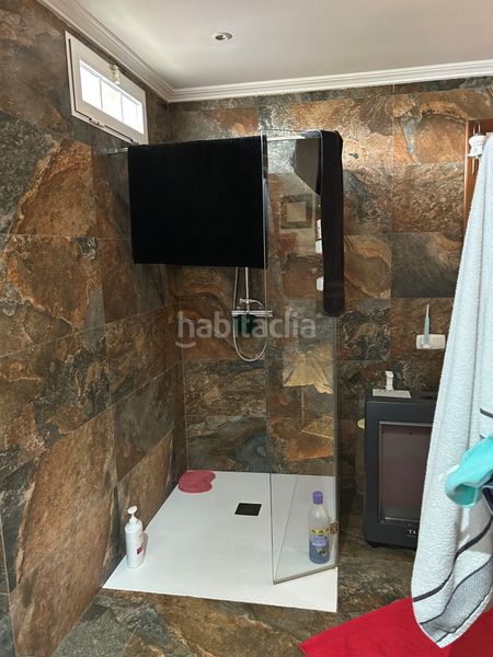 Foto 4a6c2b82-6a7d-493a-b707-bc11fdba9044. Xalet amb xemeneia aparcament piscina a Sempere