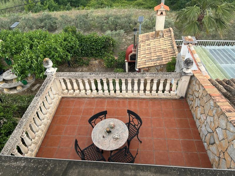 Foto 546b1e37-716d-472d-98a6-ab33c2a8611a. Xalet amb xemeneia aparcament piscina a Sempere