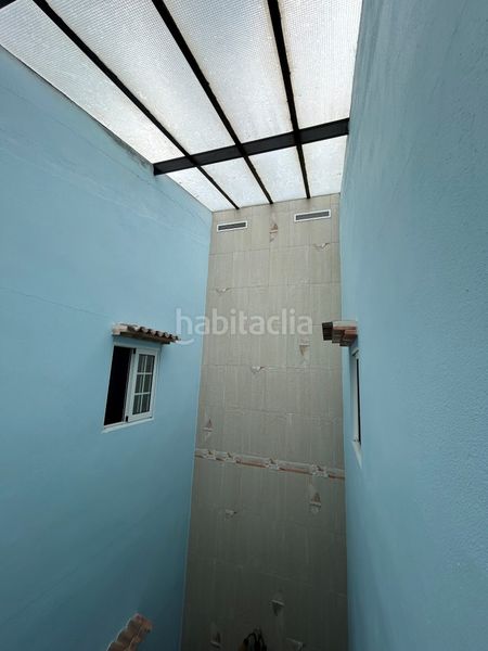 Foto c024daa6-b341-4a85-88ec-60b1200b40a9. Xalet amb xemeneia aparcament piscina a Sempere