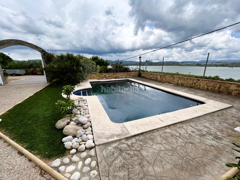 Foto db471b05-afc5-45f9-a9f5-ff704d727b44. Xalet amb xemeneia aparcament piscina a Sempere