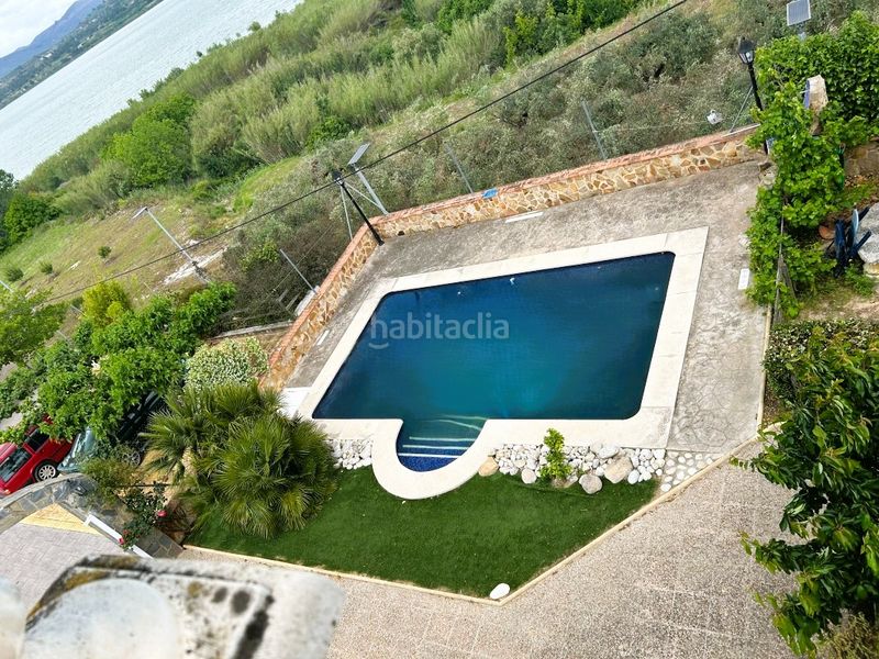 Foto f3f7a5a8-b6f4-4adc-acf9-e81573a8c7fe. Xalet amb xemeneia aparcament piscina a Sempere