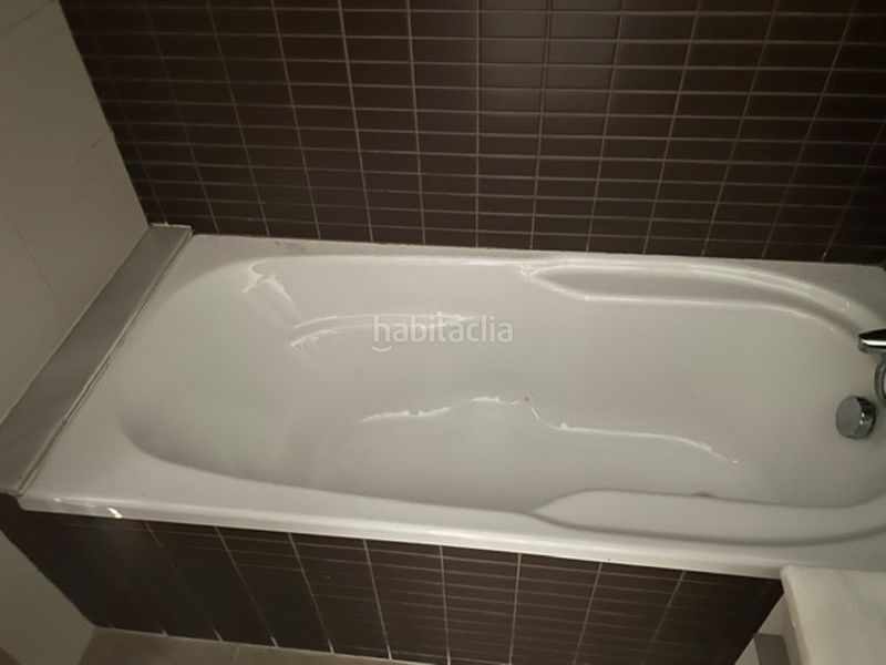 Foto a98ebc9b-9786-421f-9424-b301e6d112de. Pis a Beniarjó