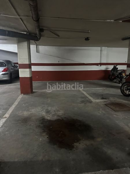 Foto d43c7b7d-6bf4-486b-8d48-b6bdb584d337. Aparcament cotxe a Plaza Elíptica - República Argentina Gandia