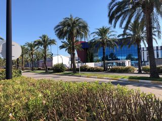 Rent Industrial building  Avinguda d'alacant