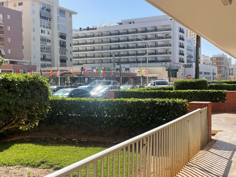 Foto a9808842-2a38-4a97-8442-5839b5aacd64. Rent business premise in Playa de Gandía Gandia