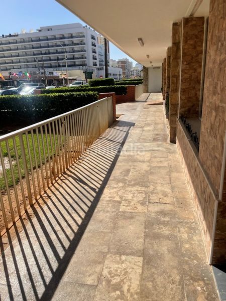Foto e613fd2a-d199-4d5d-8675-cfa7cc07f7ff. Rent business premise in Playa de Gandía Gandia