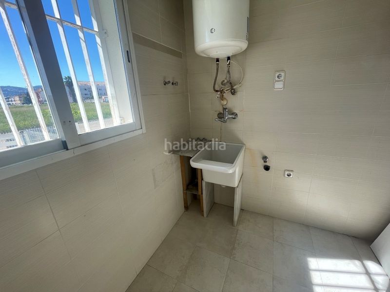 Foto 46dce04d-564e-4717-a6a4-f826c689b376. Casa adossada amb aparcament piscina a Bellreguard