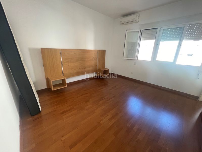 Foto f29d1373-8d2e-48c5-901f-48ce204fc5fb. Casa adossada amb aparcament piscina a Bellreguard